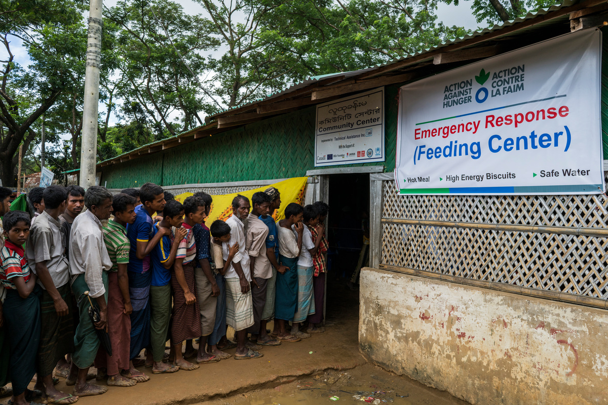 Bangladesh. Feeding center for newly arrived Rohingya refugees