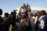 A humanitarian airlift from Sudan to South Sudan brings more than 300 ...