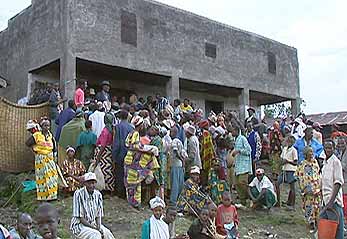 A large group of congolese people