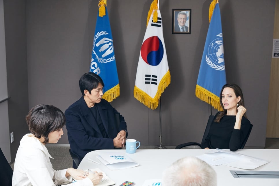 South Korea. UNHCR Special Envoy, Angelina Jolie, visits Seoul