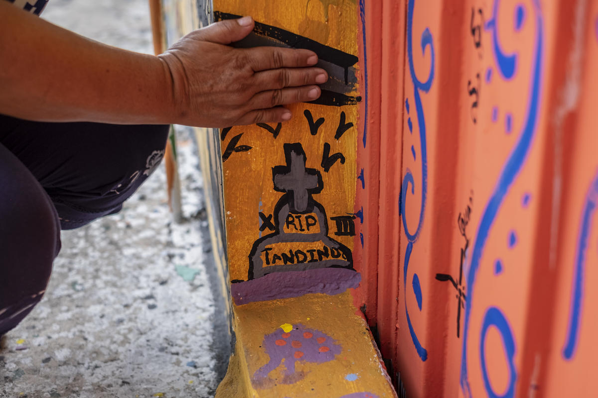 Mexico. Central American women find safety and strength in mural painting