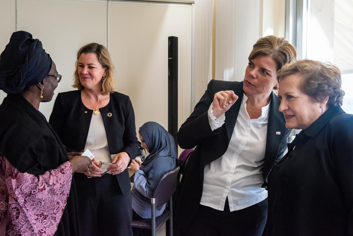 Switzerland. Deputy High Commissioner hosts refugees among guests at women's leadership lunch