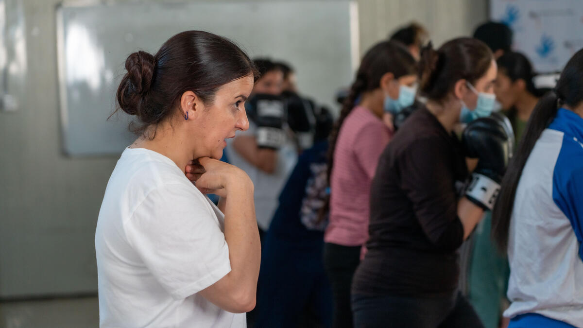 Iraq. Boxing project for displaced girls run by NGO Innovation award winner