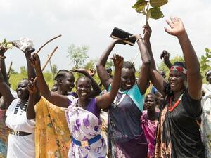 Uganda. South Sudanese women 