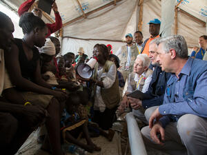Uganda. UNHCR Chief visits refugee settlement in northern Uganda as Solidarity Summit on Refugees kicks off