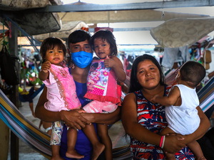 Brazil. Indigenous Warao mother recovers from coronavirus.