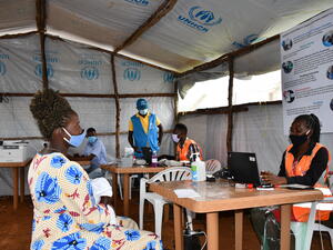 Uganda. Verification exercise for refugees
