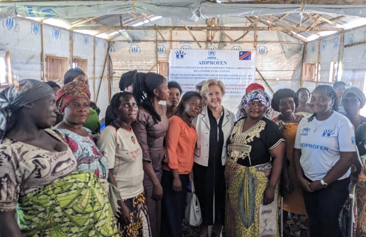 Assistant High Commissioner Gillian Triggs meets with internally displaced women in Luchagara internal displacement site.'' Democratic Republic of Congo.