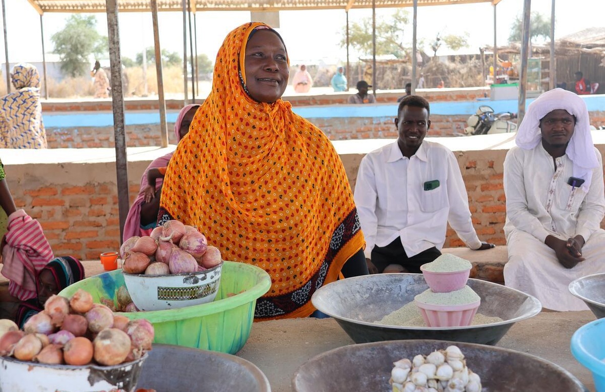 Chad. Refugee entrepreneurs receive cash support