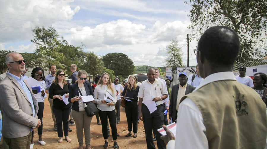Uganda. Group of ambassadors and diplomats visit Kyaka II settlement
