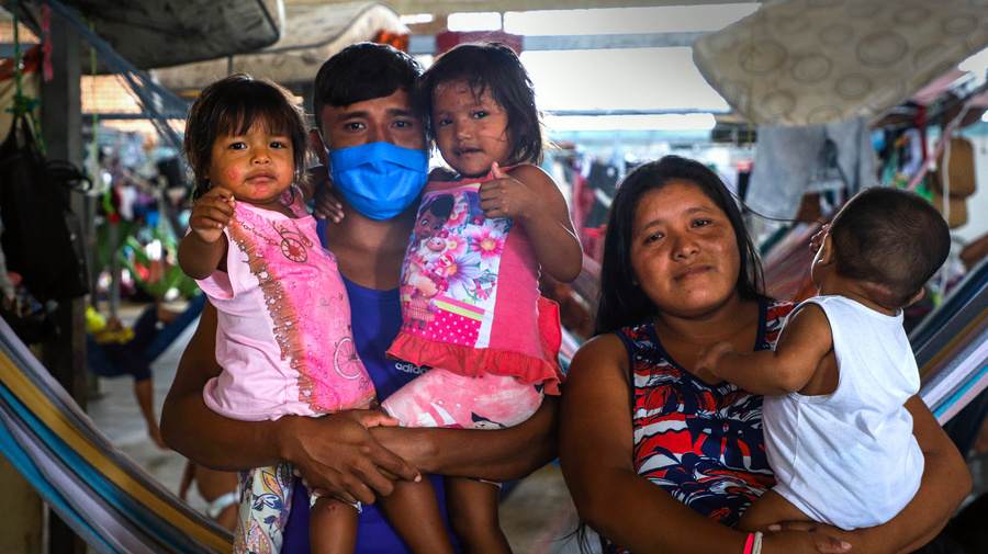 Brazil. Indigenous Warao mother recovers from coronavirus.