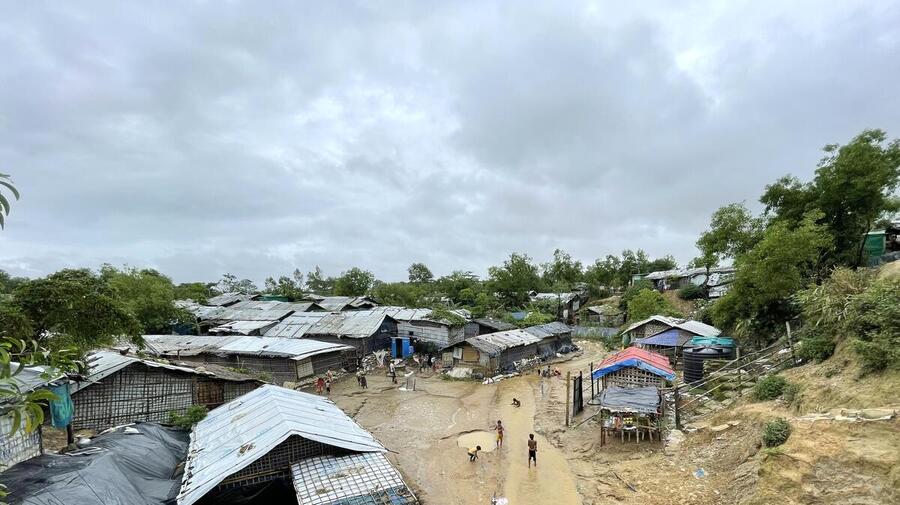 Bangladesh. Monsoon rains and flash floods hit Rohingya camps in Cox's Bazar