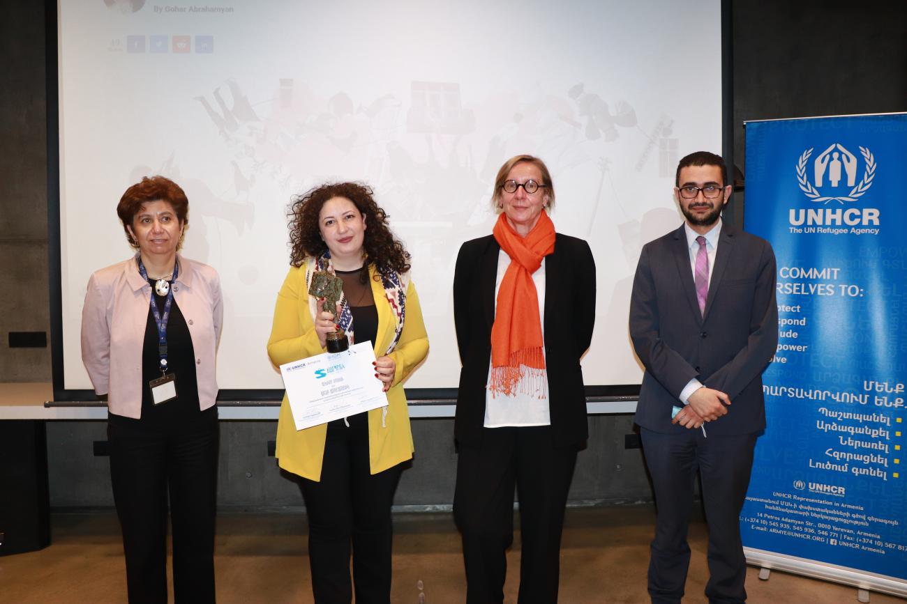 The winner of the Grand Prix of Suitcase 2021 journalism contest with heads of agencies