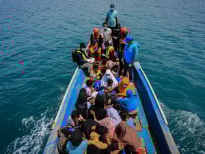 On October 24, 2024, 152 Rohingya refugees were rescued by local authorities and the community in South Aceh, Indonesia after a perilous journey that claimed lives. Many on the boat were vulnerable women and children. 