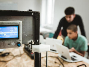 Greece. 3D building workshop for youth, aged 14-17, from unacompanied minors shelters, safe zones and day centres