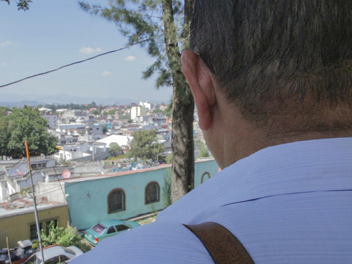 Guatemala. With love from Central America – Salvadoran rebuilds life away from his family