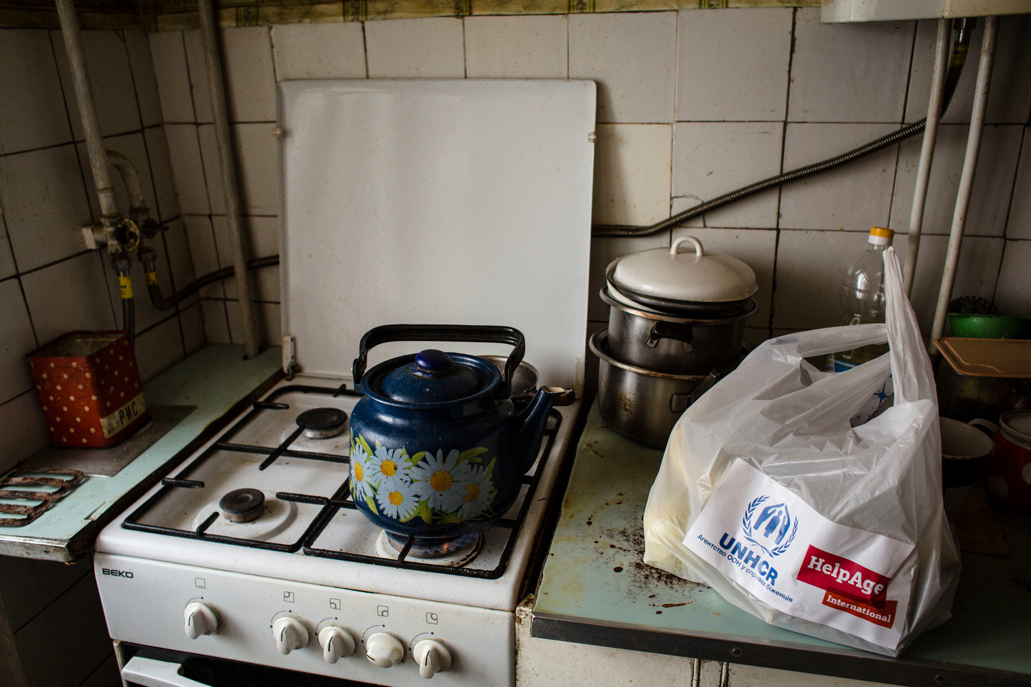 Ukraine. The elderly couple who won't leave the war zone