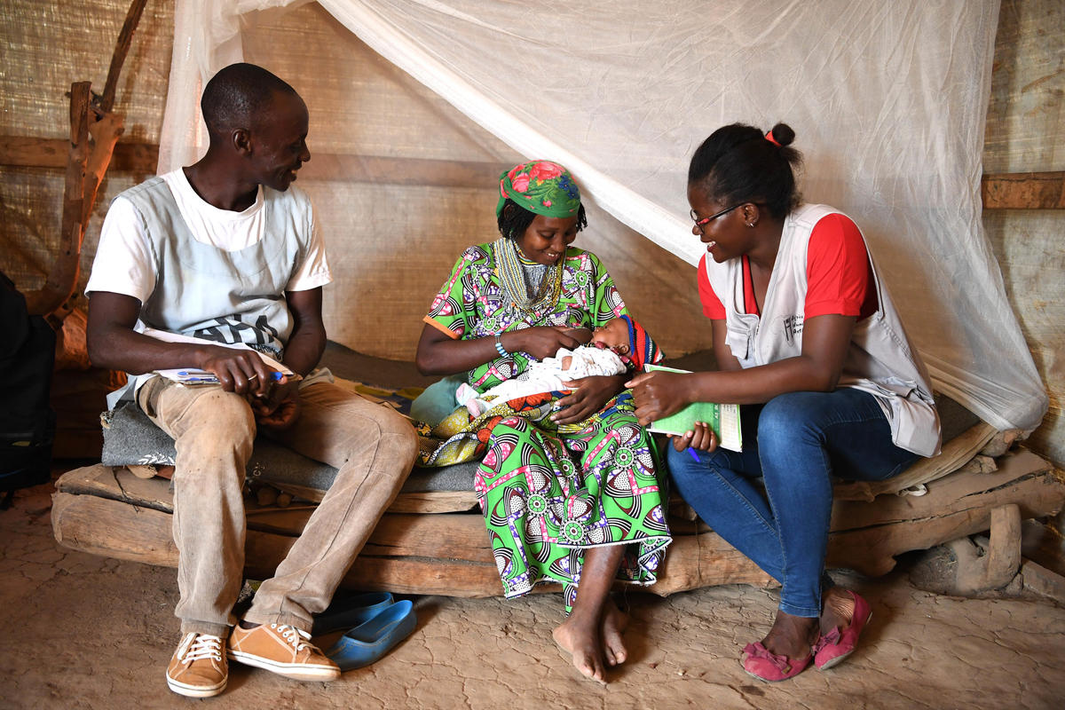 Cameroon. Saving babies' lives with Kangaroo care