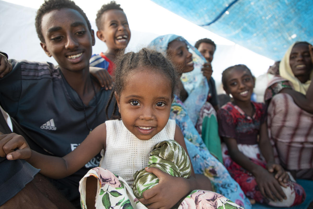 Sudan. High Commissioner visits Ethiopian refugees in Eastern Sudan