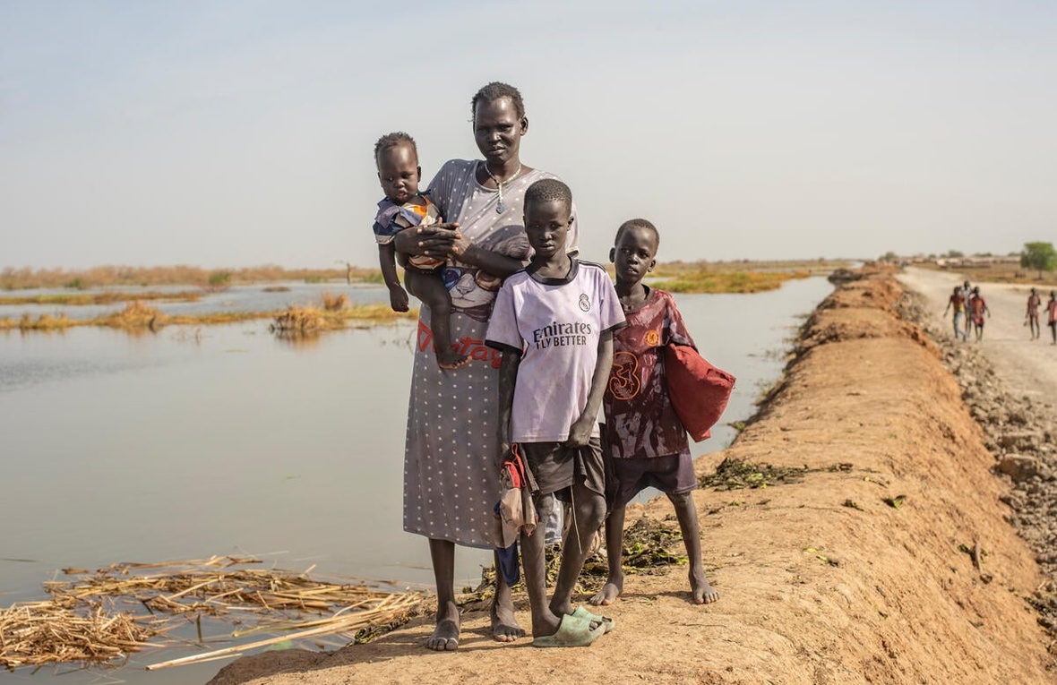 South Sudan. Displaced by floods