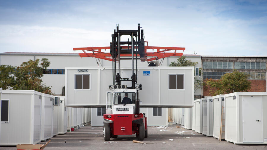 Greece. Winterization preparation in Oinofyta