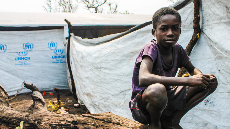 Angola. Congolese refugees relocated to new settlement