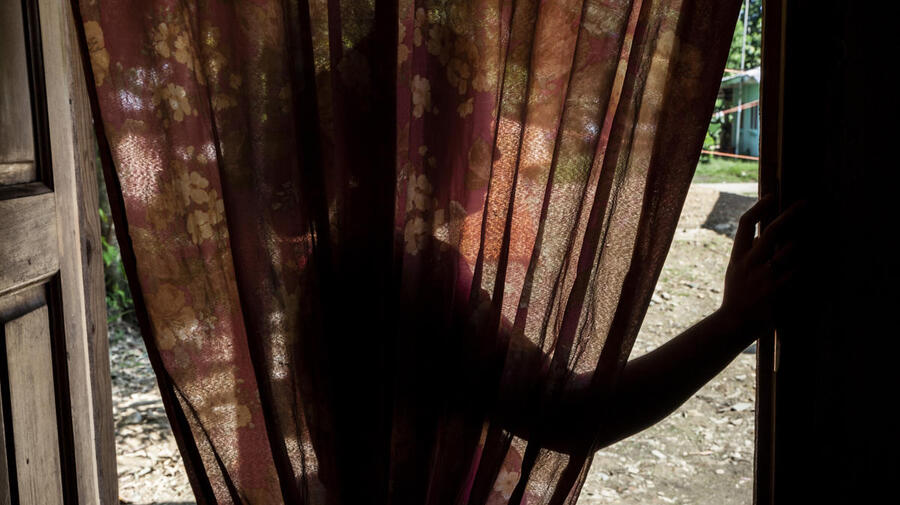 Belize. With love from Central America – Honduran family finds new start in Belize