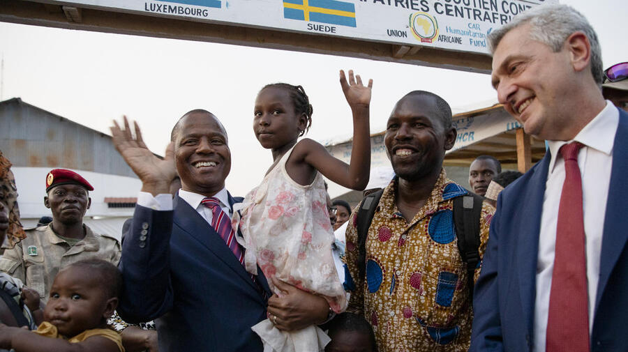 Central African Republic. The UN High Commissioner for Refugees smiles as returnees arrive in the Central African Republic