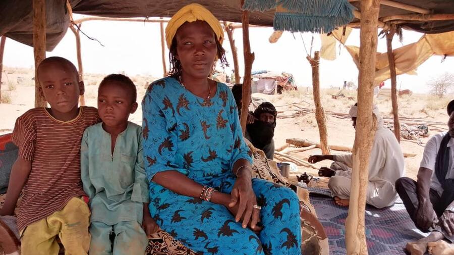 Niger. Malian refugees flee to Talamcess