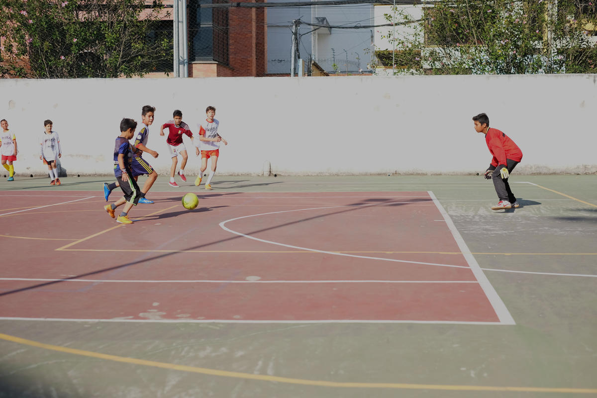 Refugee and migrant children and youth from Venezuela and Colombia integrate in Ecuador