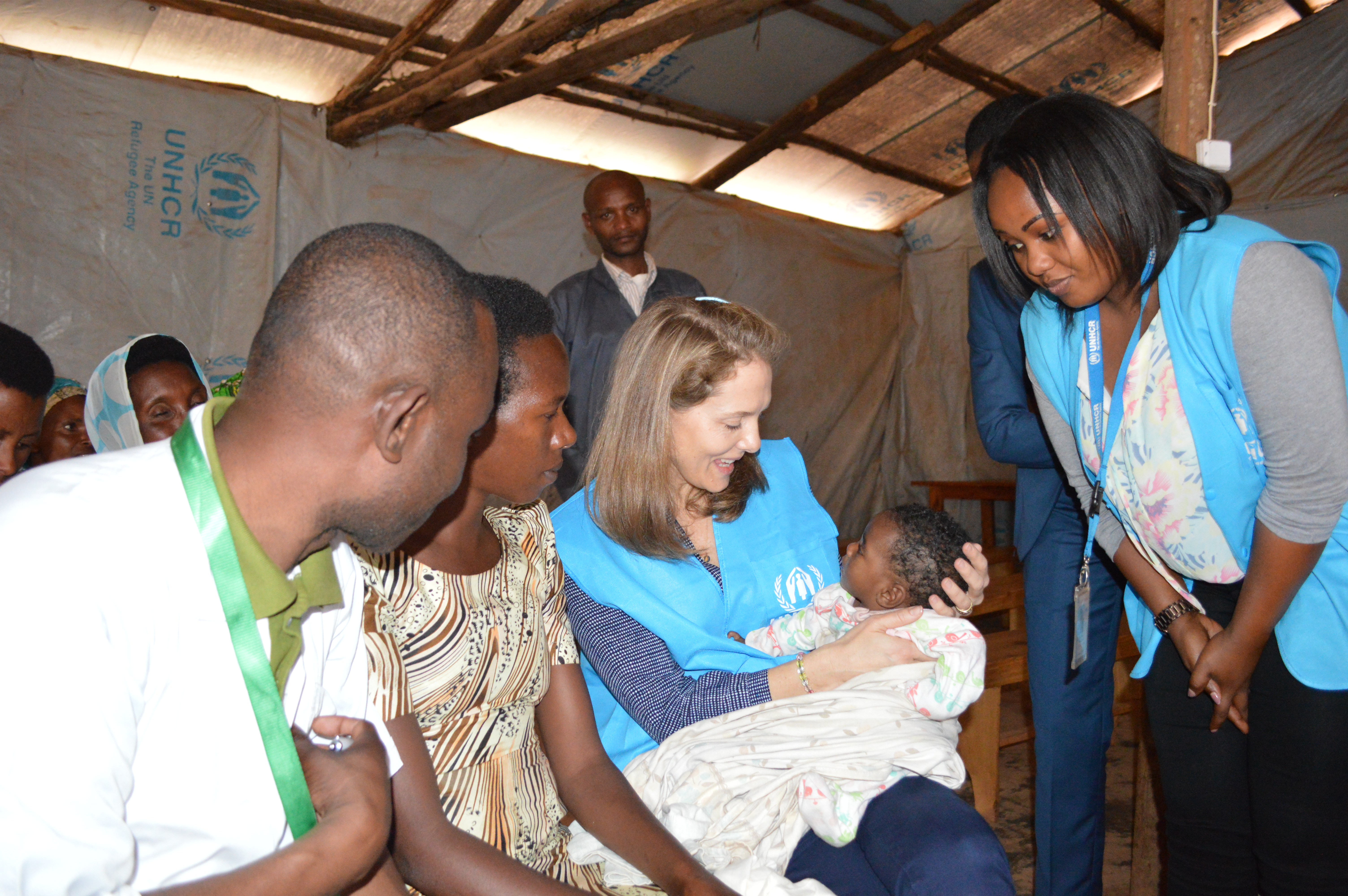 UNHCR Patron, HRH Princess Sarah of Jordan, meets with a mother of a new born child at the mother care ward in Gihembe camp, Rwanda, to hear about the challenges that refugee mothers face daily, notably regarding feeding issues.