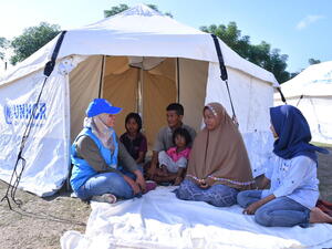 Indonesia. Tent distribution