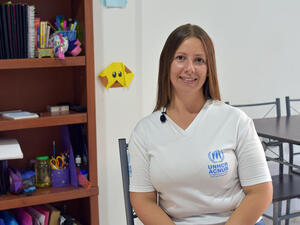 Colombia. UNHCR volunteer helps fellow Venezuelan refugees integrate