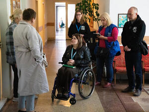 Ukraine. Tetiana Barantsova, former regional Nansen winner helps people with disabilities evacuate to safer places.