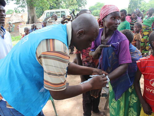 Chad. UNHCR identifying refugees from Central African Republic