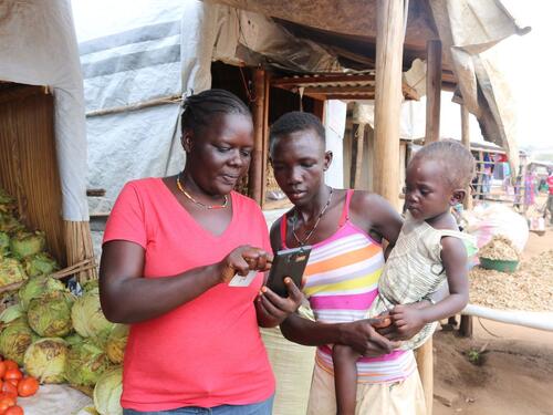 Uganda. CRRF mobile phone connectivity in Bidibidi settlement