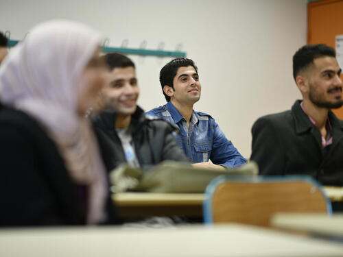 France. scholarships for Syrian refugees