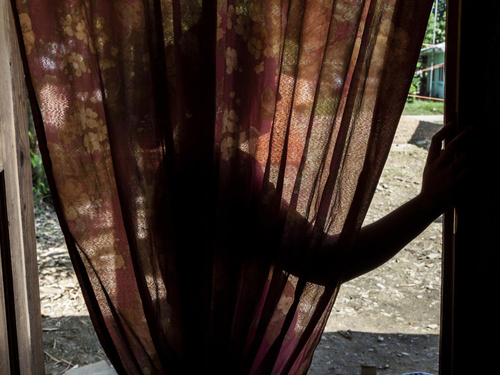 Belize. With love from Central America – Honduran family finds new start in Belize