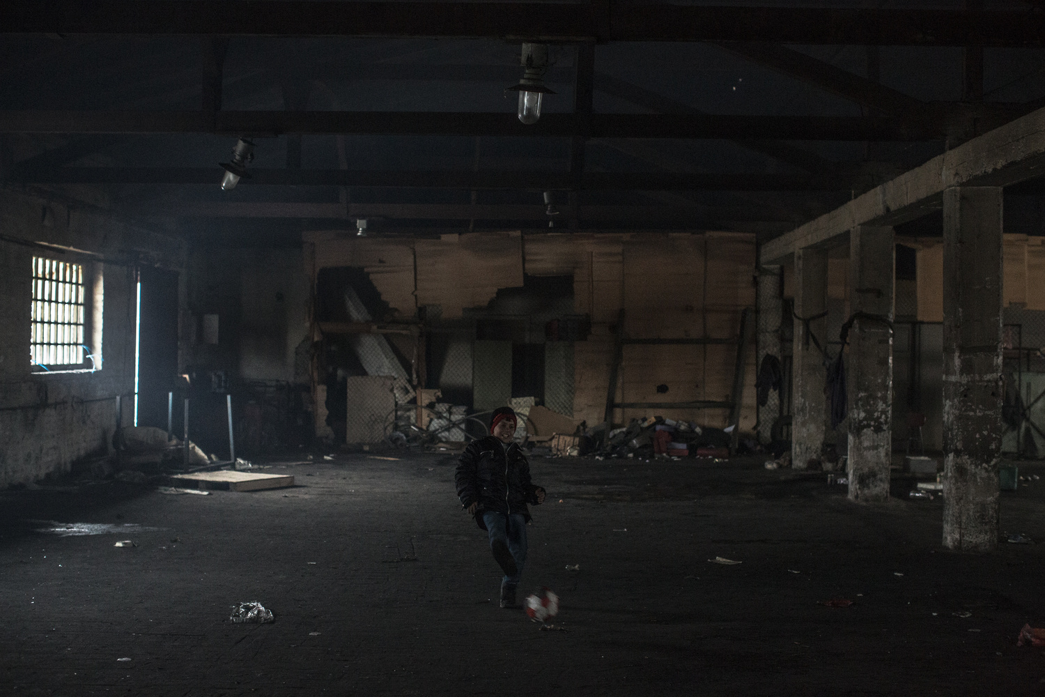 Serbia. Unaccompanied Afghan minor stuck in transit