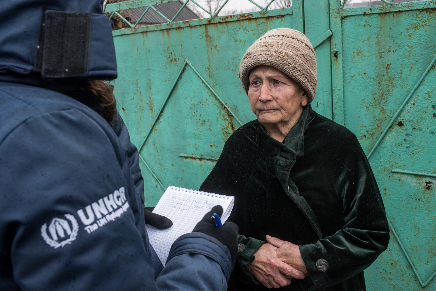 Ukraine. UNHCR delivers coal to village on the frontline