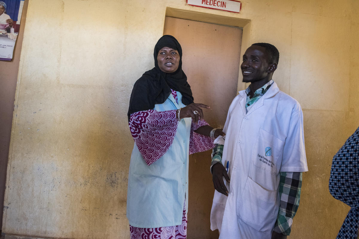 Mali. Life slowly returning to the city of Gao, despite continuing security concerns