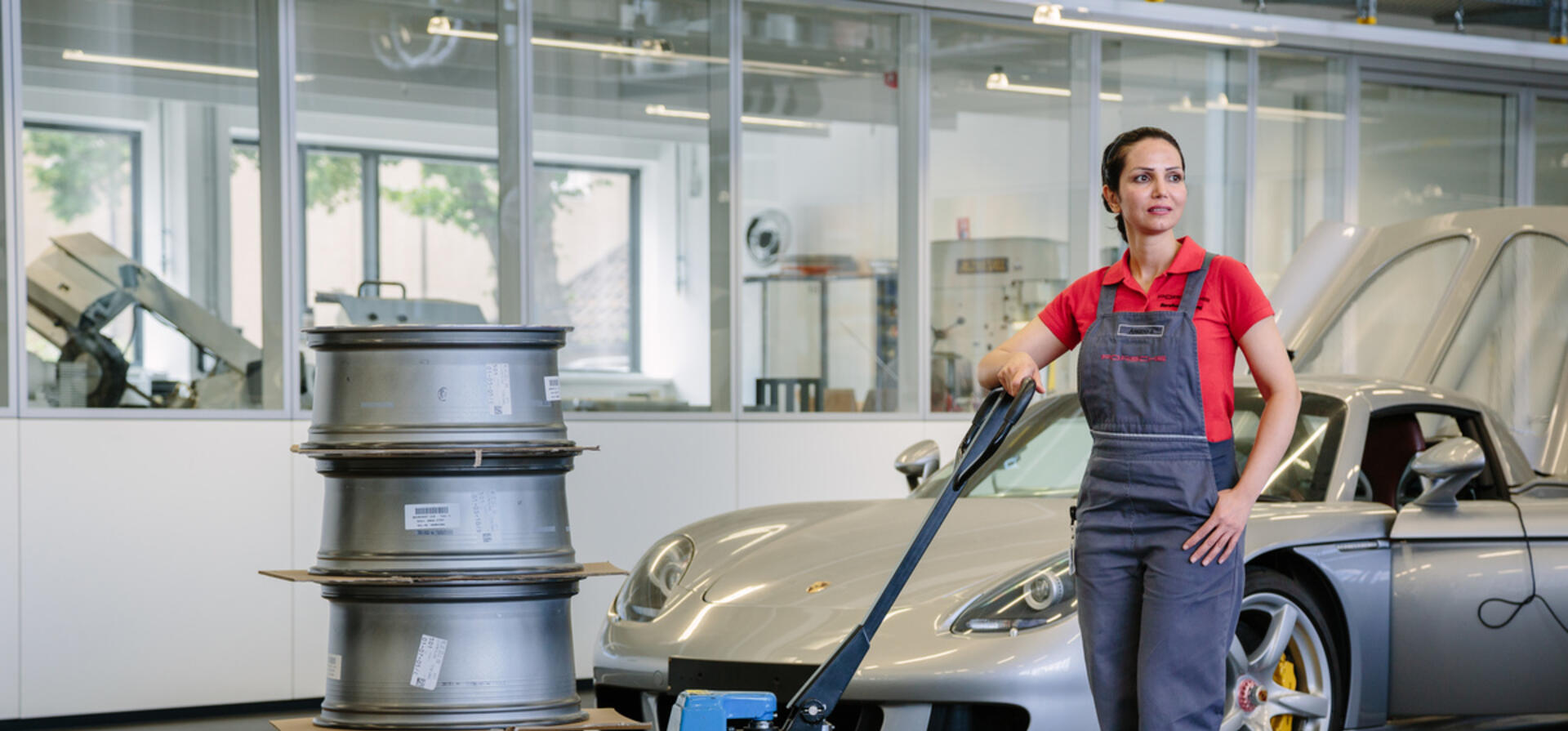 Germany. Refugees find employment