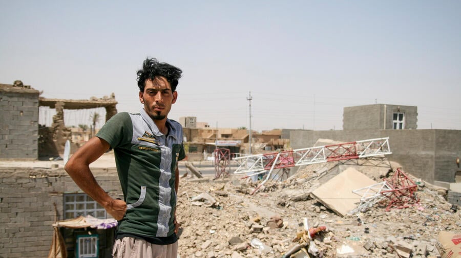 Iraq. Helping returnee families in Ramadi