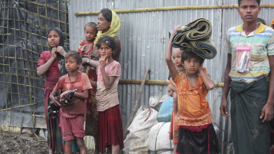 Bangladesh. Shelter urgently needed for Rohingya fleeing violence