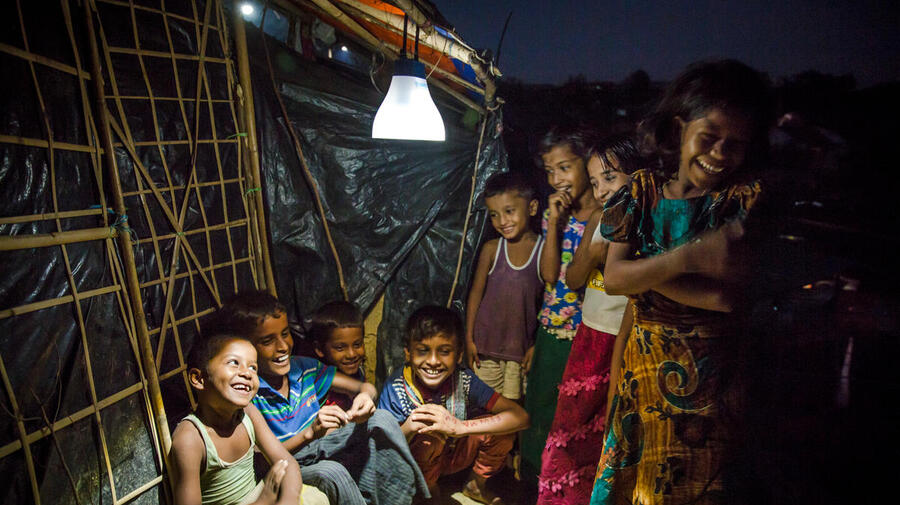 Bangladesh. Aid continues to arrive for Rohingya families