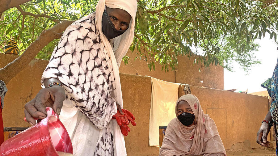 Niger. In Niamey, refugees produce soap used to fight coronavirus