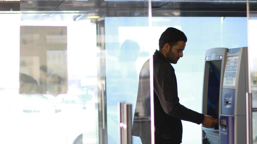 UN Refugee Agency UNHCR livelihoods for refugees economic inclusion for refugees right to work access to bank accounts for refugees 