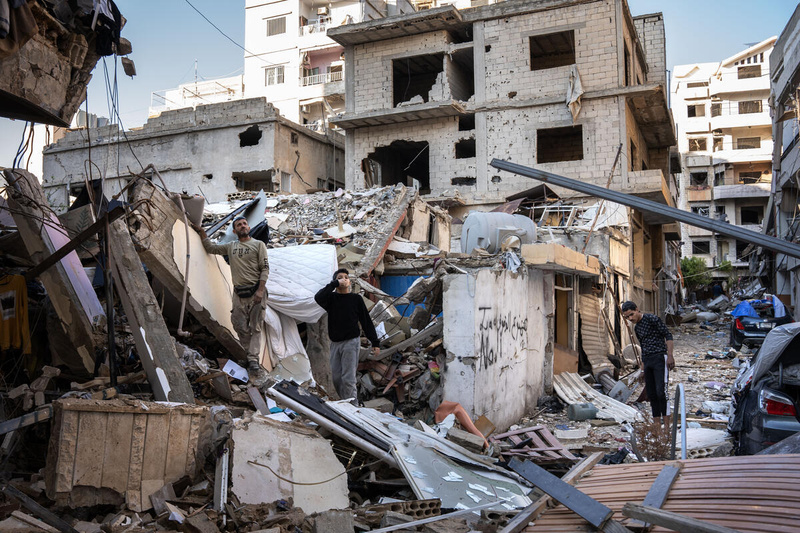 Lebanon. Residents return to rubble of war-torn Tyre after ceasefire