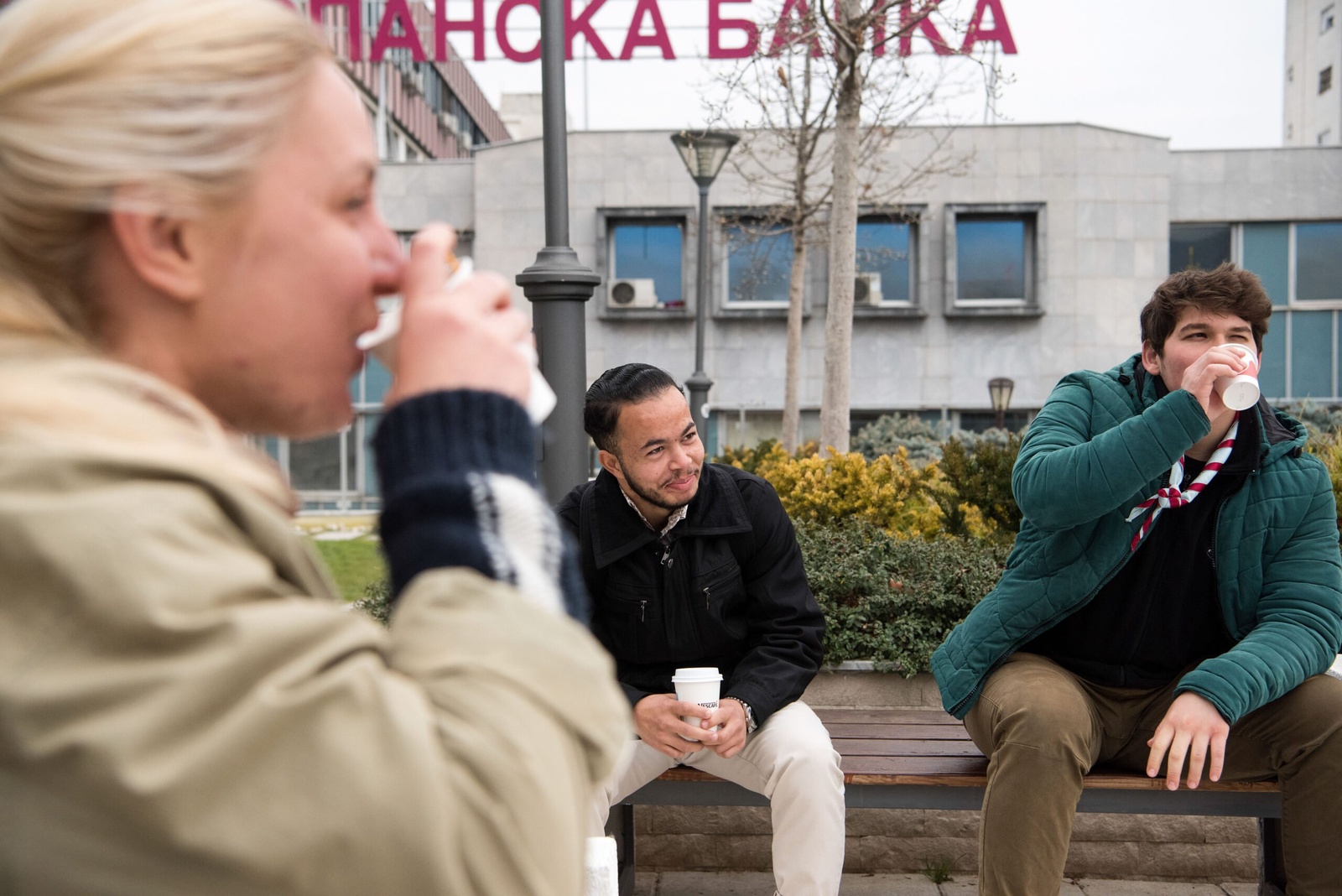 Valentin met zijn vrienden. © UNHCR/Robert Atanasovski