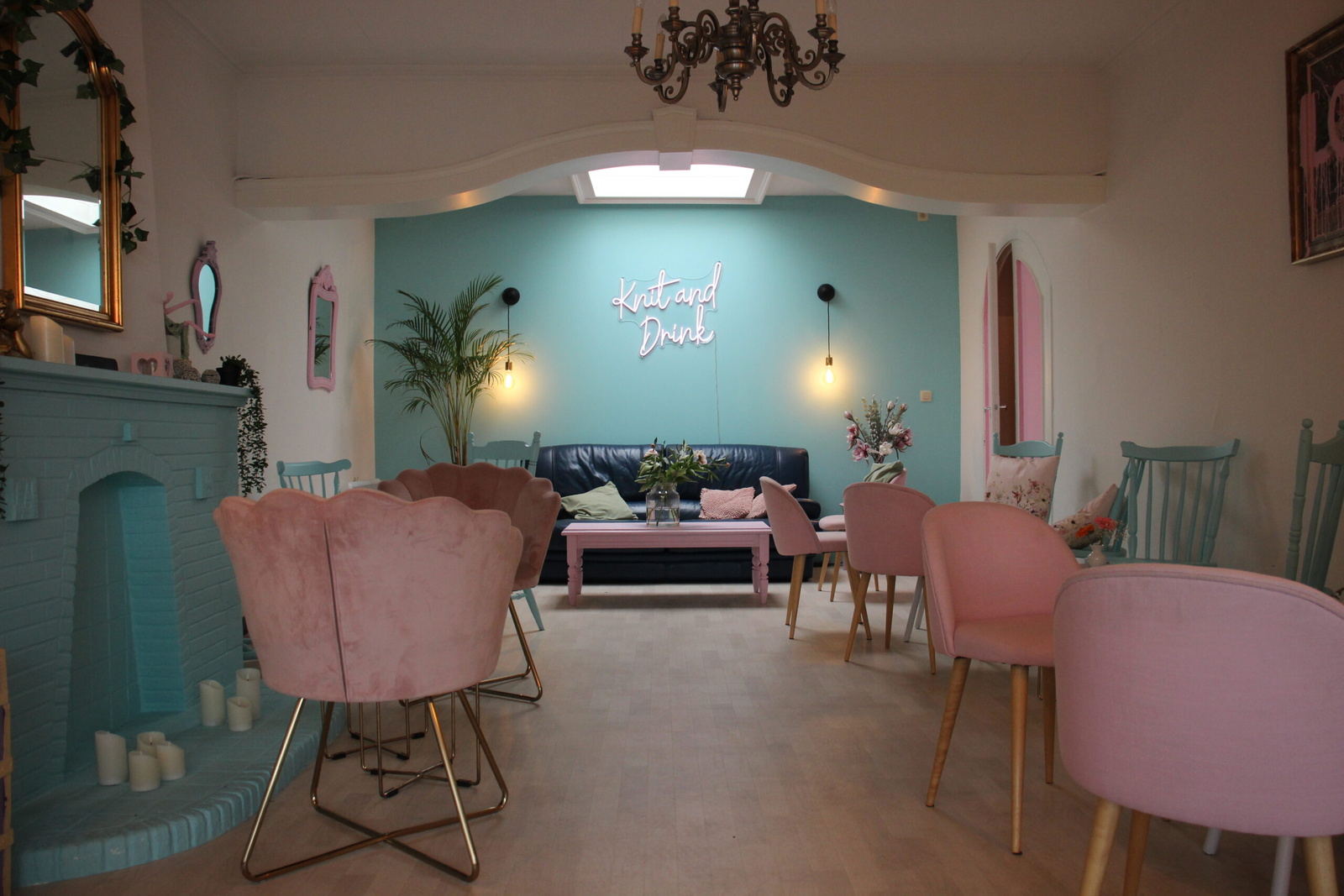 Knit and Drink, Puurs © UNHCR